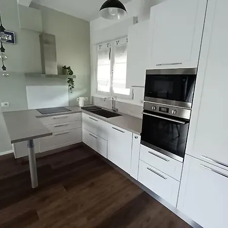 Isola 2 Bedrooms * Firenze